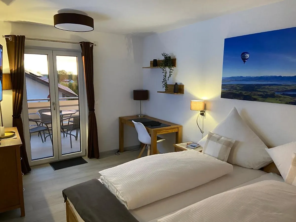 Haus Langweid - Moderne Ferienwohnungen Mit Luxus Im Inntal Neubeuern 0*,